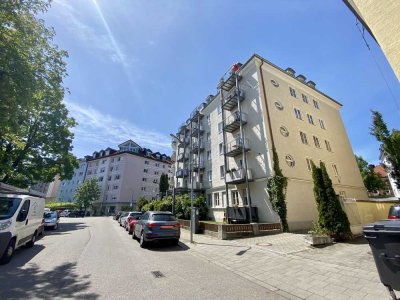 Neuhausen 2 Zimmer * WG geeignet * Nachmieter zum 01.04. gesucht