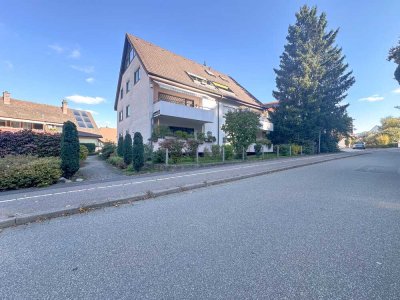 Schöne 2 Zimmer Wohnung mit Hobbyraum & Garage in FR-Littenweiler