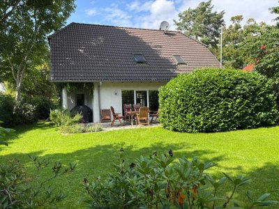 Großes Einfamilienhaus mit 5 Zimmern und sonnigem Grundstück in bester Lage von Glienicke/Nordbahn