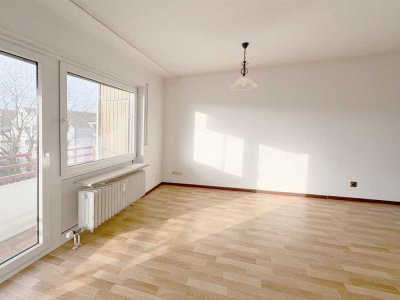 Helle 1,5-Zimmer-Wohnung mit offenem Wohnbereich und Südbalkon