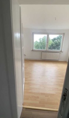 Vollständig renovierte 3-Raum-Wohnung in Helmstedt