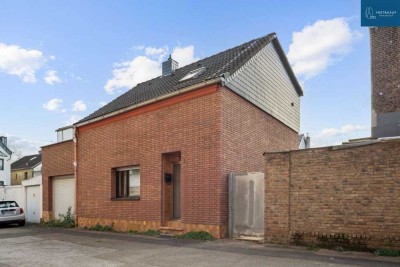 Stadthaus mit Terrasse und Blick auf den Rhein in Köln Niehl
