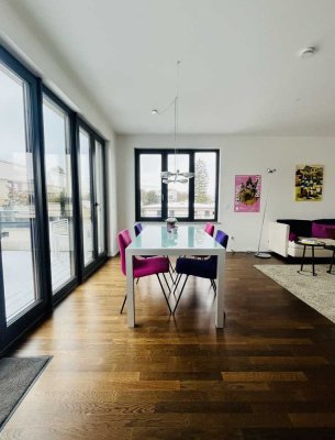 Moderne 2-Zimmer Wohnung mit Dachterrasse in Bogenhausen