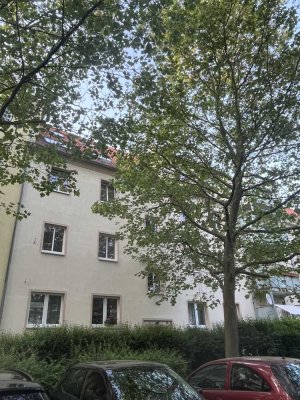 3 Zimmer Wohnung in ruhiger Lage mit Einbauküche