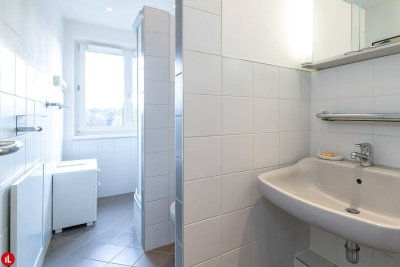 PREISHIT | 2 Zimmer Dachterrassenwohnung in Schwechat | direkt beim Einkaufszentrum | voll möbliert | EUR 179.000,-