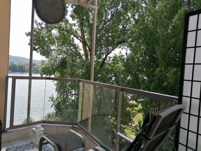3-Zi-Wohnung mit Balkon und Rheinblick