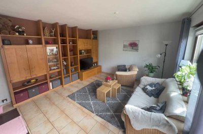 Weinstadt-Beutelsbach, 2 Zimmerwohnung mit Balkon, Keller und TG-Platz. Bezugsfertig