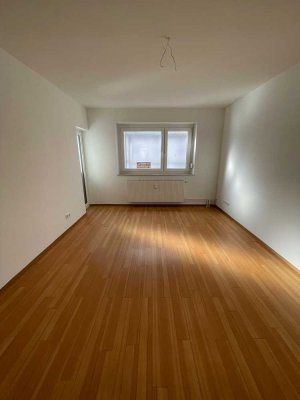 1. Grundmiete geschenkt! Schicke 3-Zimmer-Wohnung im 4. OG