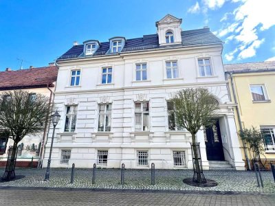 Denkmalgeschützes Herrenhaus mit 6 Wohneinheiten -  stilvoll saniertes Anwesen mit Geschichte