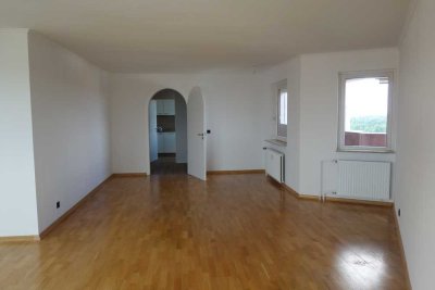 Modernisierte 3-Zimmer-Wohnung mit eindrucksvollem Blick über Hannover