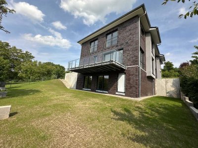 Traumhafte Neubau Doppelhaushälfte in Molfsee: Ihr Neubau-Wohntraum in naturnaher Lage