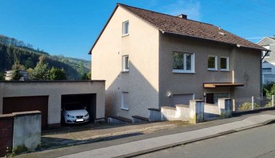 Schöne Eigentumswohnung 4 Zimmer 87 qm mit Balkon