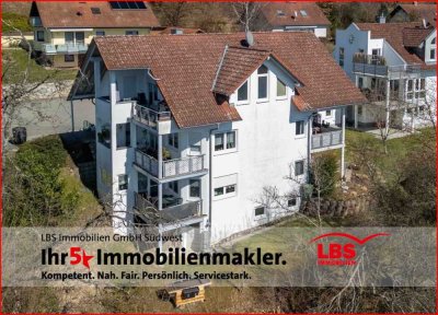 Charmante Eigentumswohnung mit zwei Balkonen in idyllischer Lage