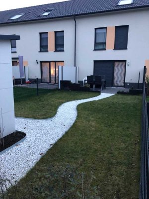 Schönes Haus mit fünf Zimmern in Berlin, Kaulsdorf (Hellersdorf)