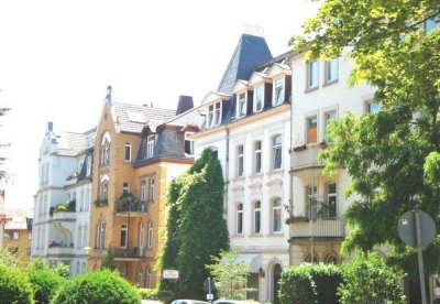 KS, Vord. Westen, 5 ZKB-Jugendstilwhg., ca. 140 qm, I.OG, renov., 2 Balk., NM 1.490 €, ab Juli/Aug.