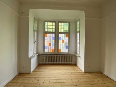Beletage in der Altstadt (3 Zimmer Altbauwohnung ab August)