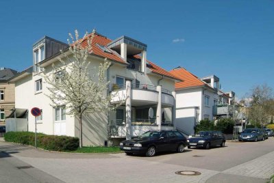 Helle 3-Zimmer-Erdgeschosswohnung ab 01.07. frei