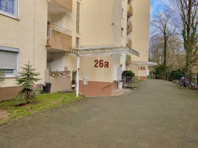 Großzügige 2-Zi.-Wohnung mit Balkon!