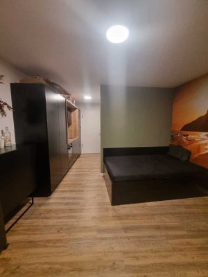 1000 € - 34 m² - 1.0 Zi.
