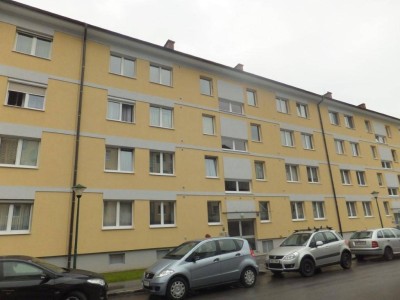 Tolle 2-Zimmer-Wohnung mit Balkon zu vermieten - geförderte Miete - 2 Zimmer