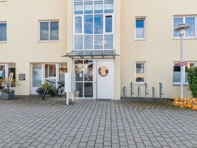 Holzkirchen: Attraktive 4-Zimmer-Wohnung - vermietet, barrierefrei in ruhiger, zentraler Lage