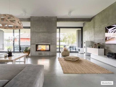 Provi frei Einfamilienhaus mit Garage in 82487 Oberammergau -