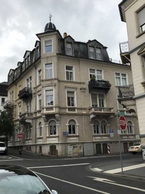 Exklusive, modernisierte 4-Zimmer-Wohnung mit Balkon in Bad Nauheim