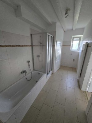 Komplett sanierte Wohnung in ruhiger Wohnlage