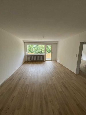 Großzügige 3 Zimmer Wohnung mit Stil!