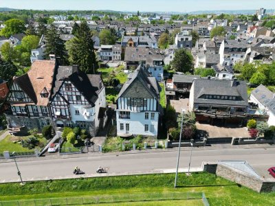 Historischer Altbau mit traumhaftem Rhein und Festungsblick zum Kauf!
Ab sofort Verfügbar!