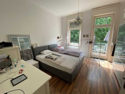 Moderne, schön geschnittene 3-Zimmerwohnung mit Stellplatz