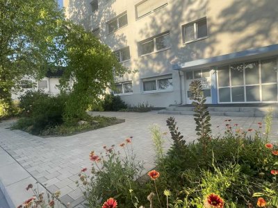 Homeoffice, komfortabel und Altersgerechte Wohnung. Erstbezug nach Renovierung.
