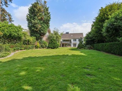 Freistehendes Haus mit großem Grundstück in bester Lage von Moers