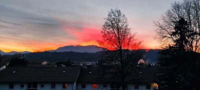 Stilvolle, teilmöblierte, vollständig renovierte 1,5-Zimmer-Wohnung mit Balkon in Bad Tölz
