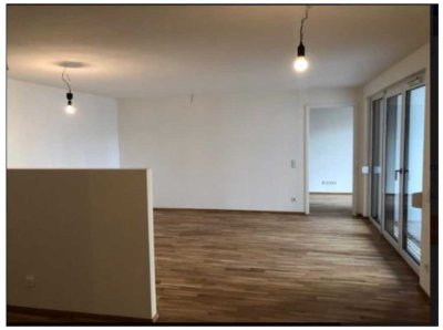 Geschmackvolle, neuwertige 3-Raum-Wohnung mit gehobener Innenausstattung mit EBK in Fürth