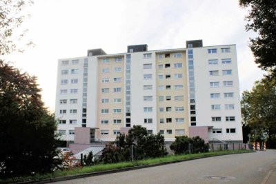 1-Zimmer-Wohnung mit tollem Blick im 7. Stock, inkl. begehrter Garage an der Oberen Ziegelei