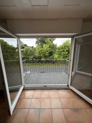 Dachgeschosswohnung in Aegidienberg-Orscheid