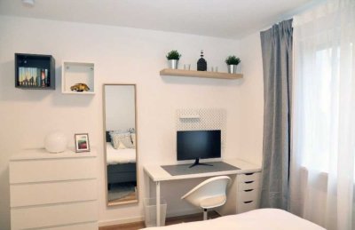Frei: Modernes, mobiliertes WG-Zimmer, mit guter Anbindung, Unterschleißheim!