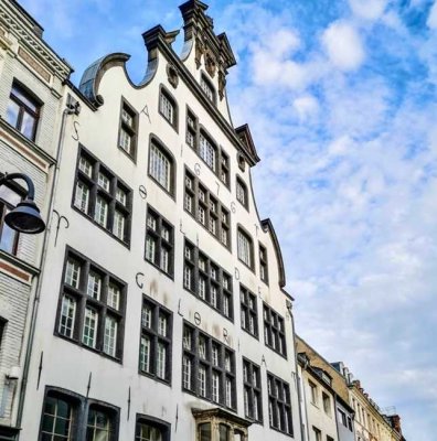 Avantgarde: Urbane Wohnkultur in saniertem Baudenkmal