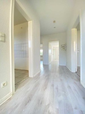*** Großzügig geschnittene 3-Zimmer-Wohnung mit Balkon - hell und freundlich *** Marl-Brassert ***