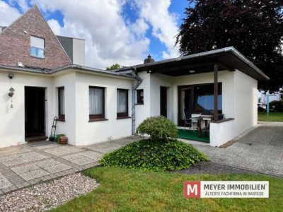 Sanierungsbedürftiger Flachdachbungalow in Oldenburg - Donnerschwee (Obj.-Nr. 6636)