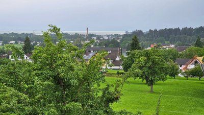 Geräumige 4-Zimmer Wohnung mit Balkon