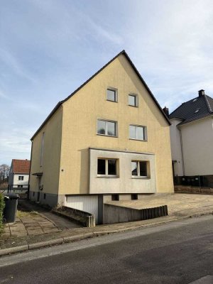 Sofort verfügbar! Freies 3-Familienhaus mit großem Grundstück in Bochum-Höntrop