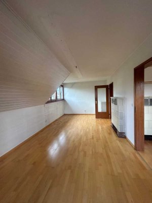 650 € - 55 m² - 3.0 Zi.