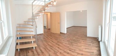 3 Zi-Maisonette -Wohnung mit Dachterrasse in ruhiger Lage von Nidderau-Heldenbergen