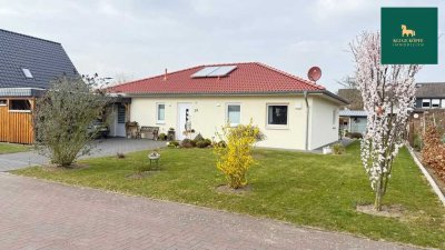 Neuwertiger Bungalow aus 2019 – ebenerdig, modern & energieeffizient