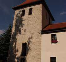 Renditeobjekt- ehem. Kirche mit exklusiver Turmwohnung z.Z. vollvermietet