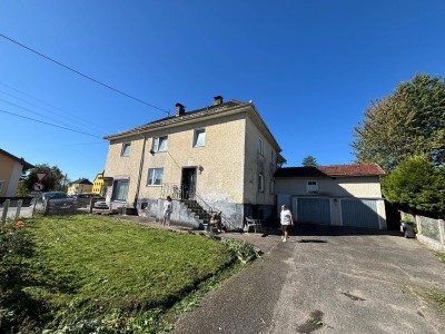 Mehrfamilienhaus mit Garten und Garage in Ampflwang