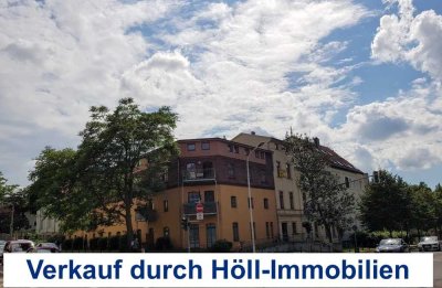 Höll-Immobilien verkauft attraktive 2-Raum Wohnung in der Willy-Brandt-Str. 73 mit Balkon.