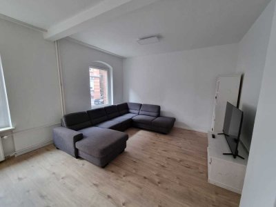 3-Zimmer Wohnung, EBK, möbliert, Erstbezug nach Sanierung, Stellplatz